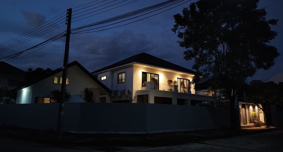 Villa en venta y en alquiler de 4 habitaciones en San Sai, Chiang Mai