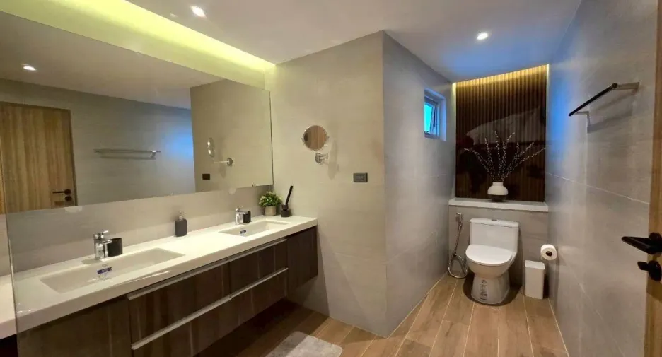 For rent 2 bedrooms condo in Hua Hin, Prachuap Khiri Khan