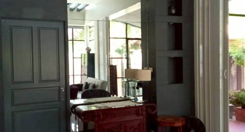 Casa en alquiler de 3 habitaciones en Bang Lamung, Chonburi
