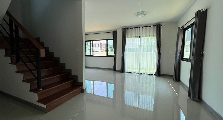 Haus zur Miete mit 3 Zimmer in San Kamphaeng, Chiang Mai