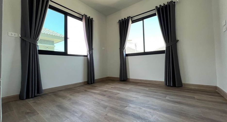 Haus zur Miete mit 3 Zimmer in San Kamphaeng, Chiang Mai