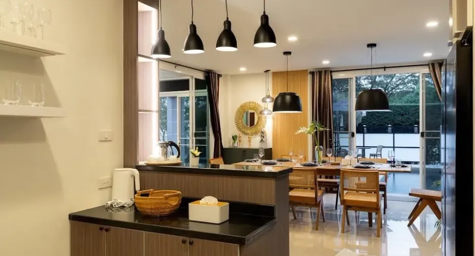ขาย และ ให้เช่า 4 ห้องนอน วิลล่า ใน สันทราย, เชียงใหม่