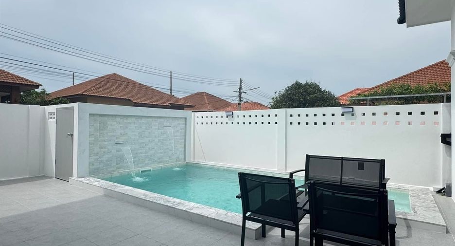 À louer 3 chambres villa à Bang Lamung, Chonburi