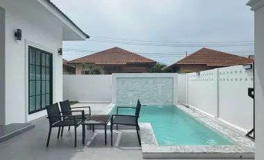 Villa en alquiler de 3 habitaciones en Bang Lamung, Chonburi