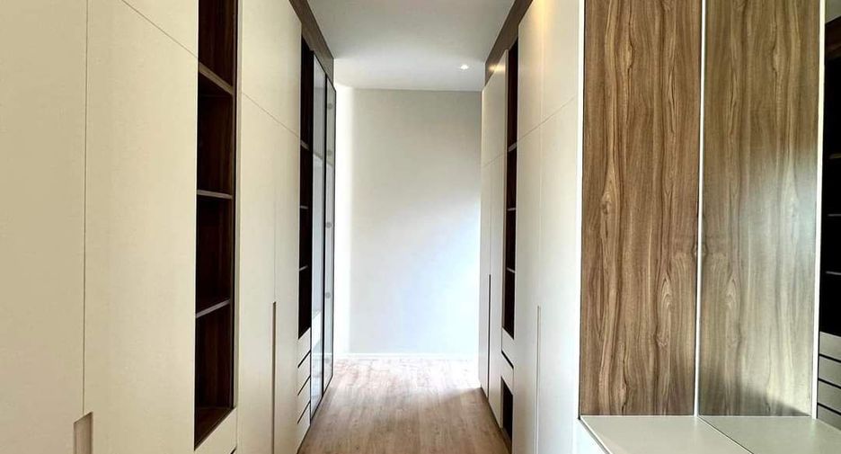 À vendre 4 chambres maison à Hang Dong, Chiang Mai
