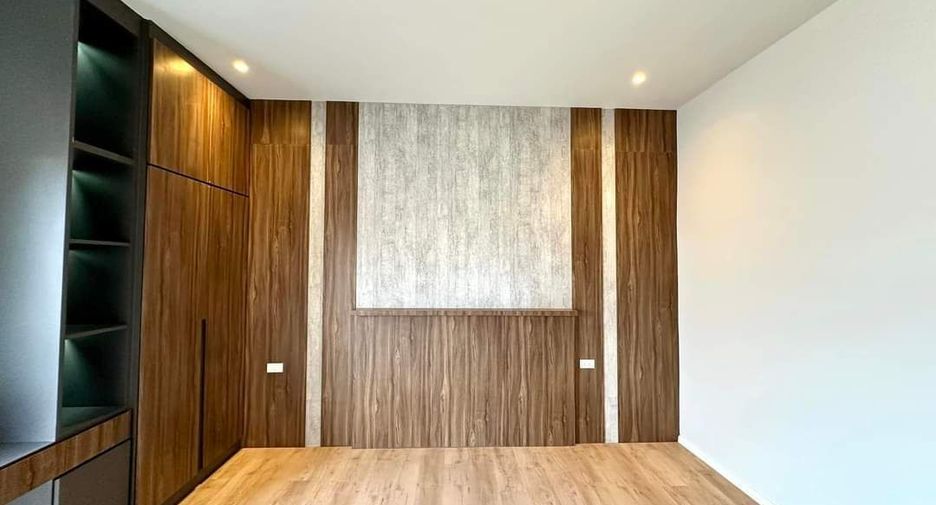 À vendre 4 chambres maison à Hang Dong, Chiang Mai