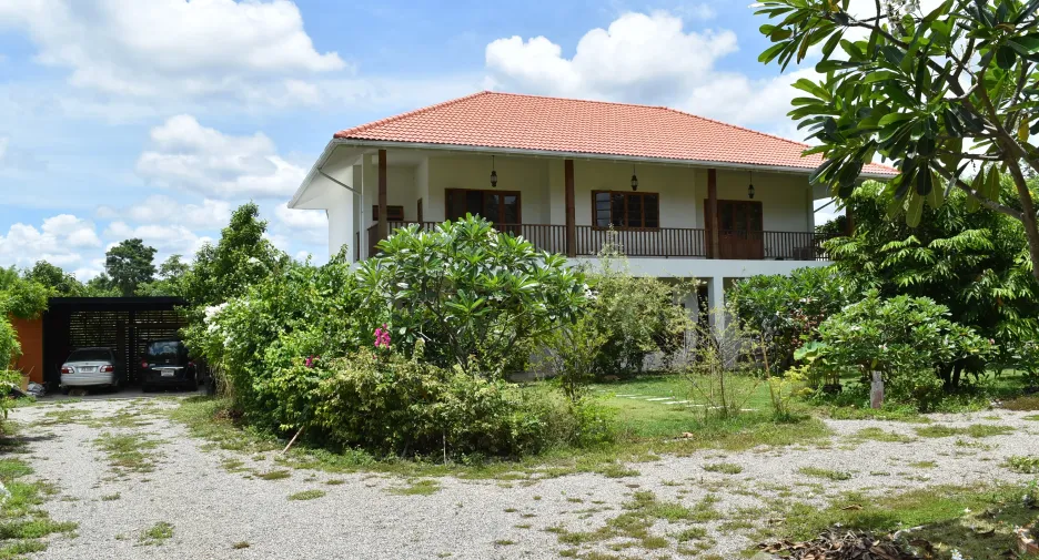 For sale 5 bedrooms house in Hang Dong, Chiang Mai