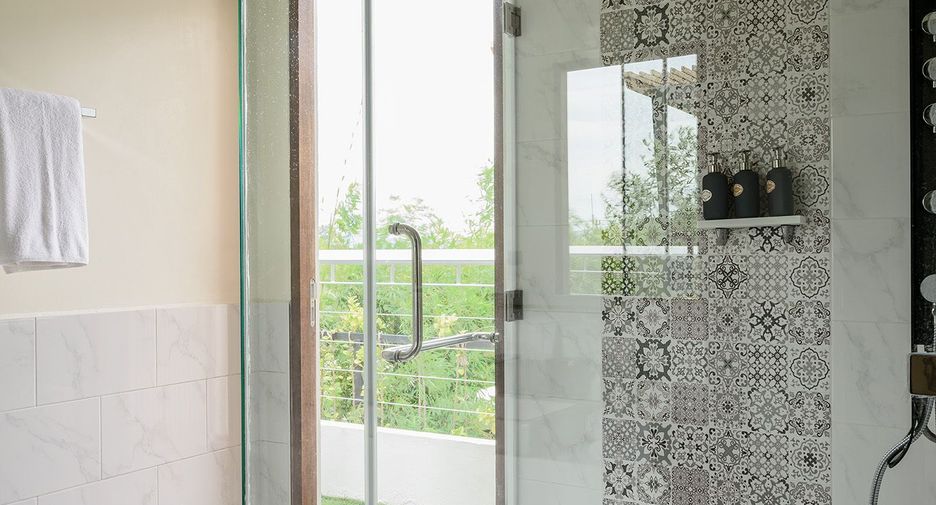 For rent 3 bedrooms villa in Hua Hin, Prachuap Khiri Khan