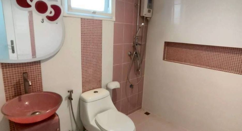 Villa zur Miete mit 4 Zimmer in Saraphi, Chiang Mai