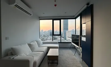 For sale 2 bedrooms condo in Watthana, Bangkok