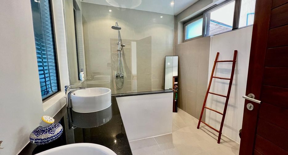 Продажа 6 спальни вилла в Самуи, Сураттани