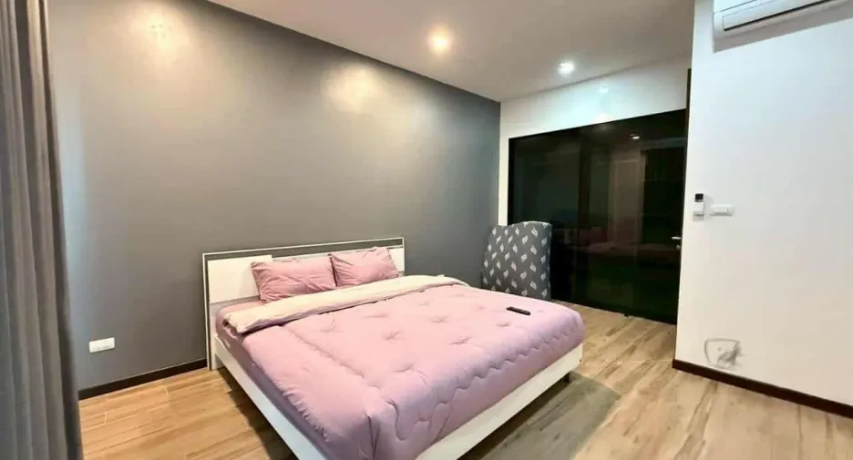 For rent 3 bedrooms villa in Hua Hin, Prachuap Khiri Khan