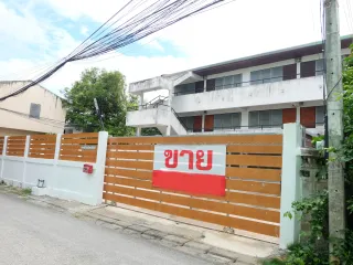 For sale 12 ベッドルーム retail Space in Mueang Chiang Mai, Chiang Mai