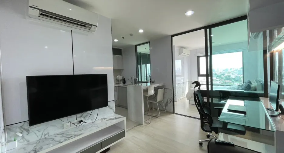 For sale 1 bed condo in Bang Phlat, Bangkok