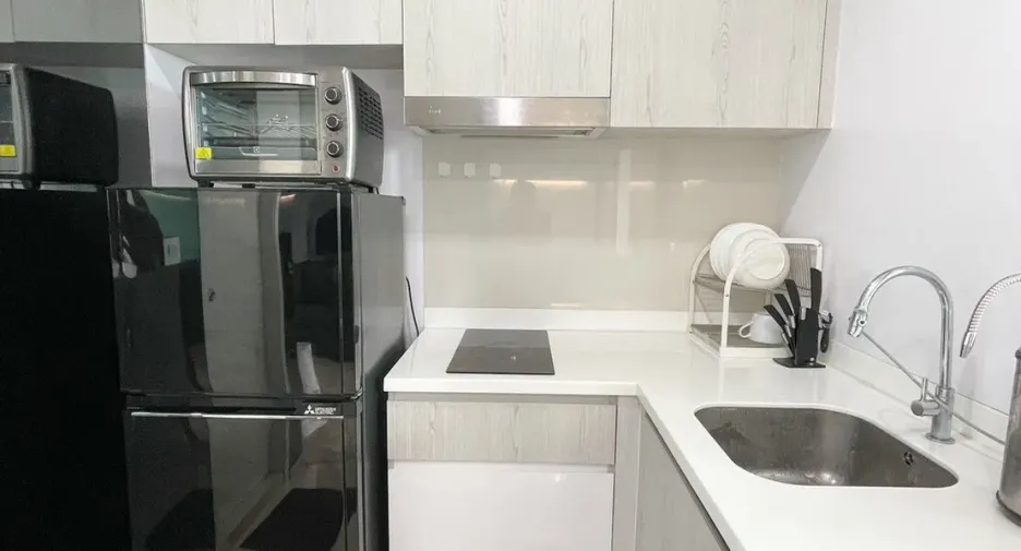 For sale 1 bed condo in Bang Phlat, Bangkok