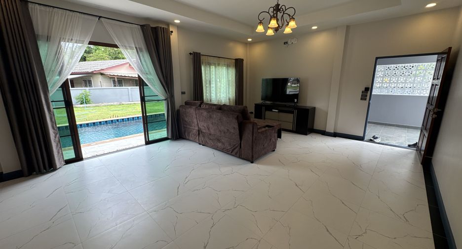 For sale and for rent 3 bedrooms villa in San Sai, Chiang Mai