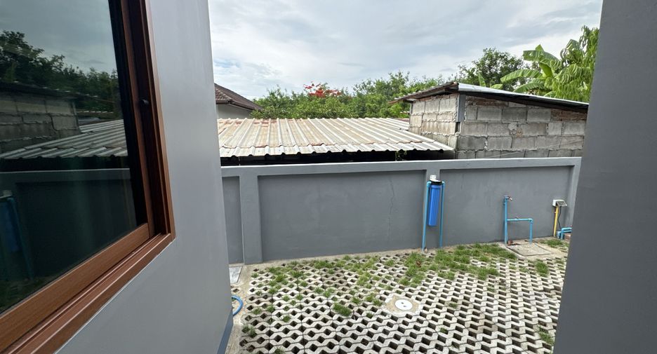 For sale and for rent 3 bedrooms villa in San Sai, Chiang Mai