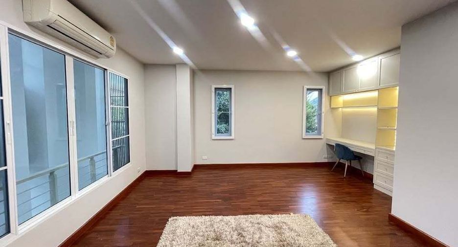 Haus zum Kauf und zur Miete mit 3 Zimmer in Chatuchak, Bangkok