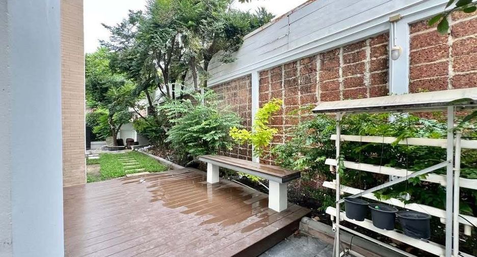 Haus zum Kauf und zur Miete mit 3 Zimmer in Chatuchak, Bangkok