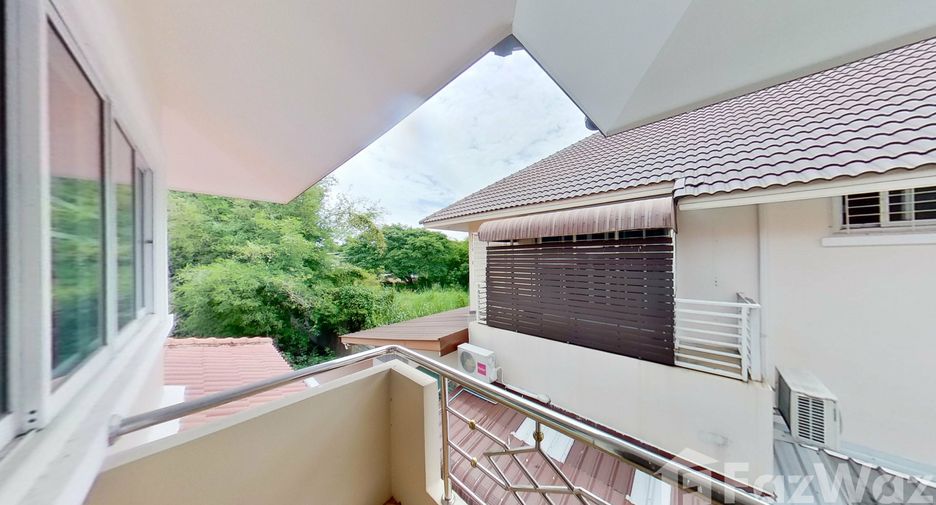 For sale 4 bedrooms house in Mueang Chiang Mai, Chiang Mai