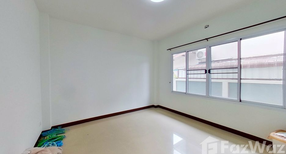 For sale 4 bedrooms house in Mueang Chiang Mai, Chiang Mai