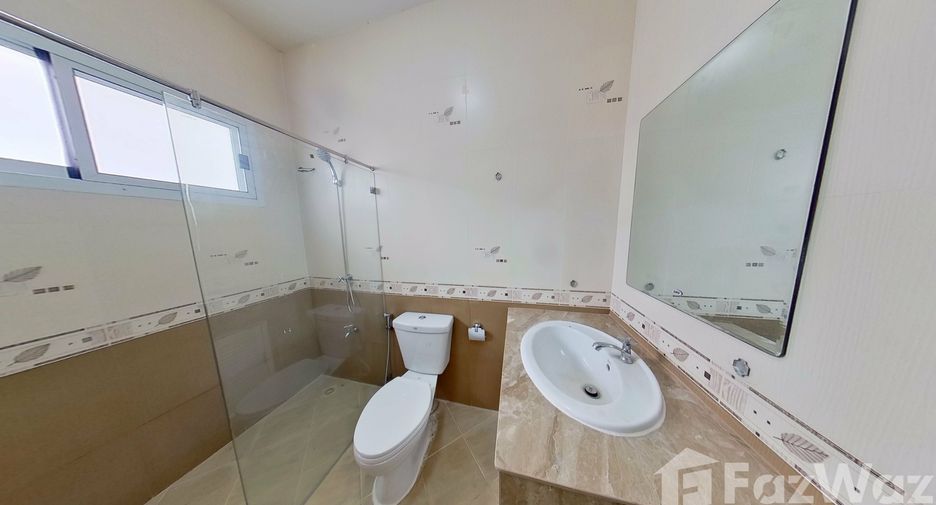 For sale 4 bedrooms house in Mueang Chiang Mai, Chiang Mai