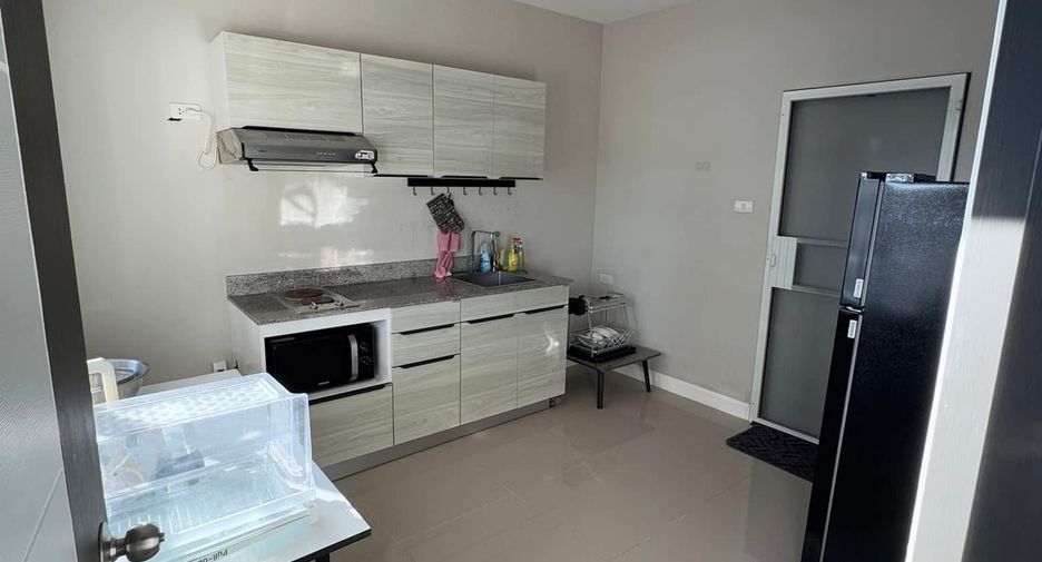 Haus zur Miete mit 3 Zimmer in Saraphi, Chiang Mai