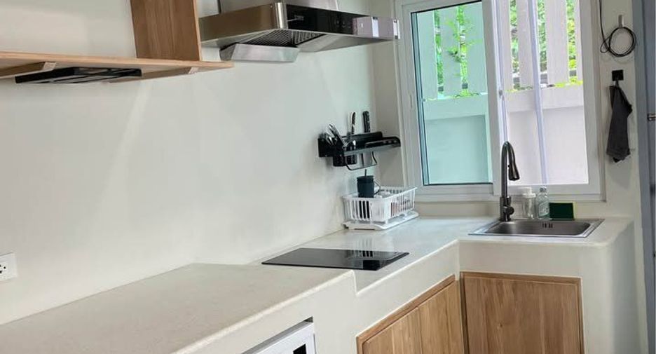 For rent 2 bedrooms townhouse in Ko Samui, Surat Thani