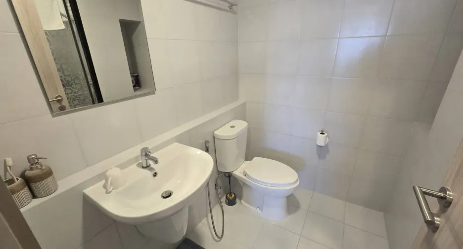 For rent 2 bedrooms condo in Hua Hin, Prachuap Khiri Khan