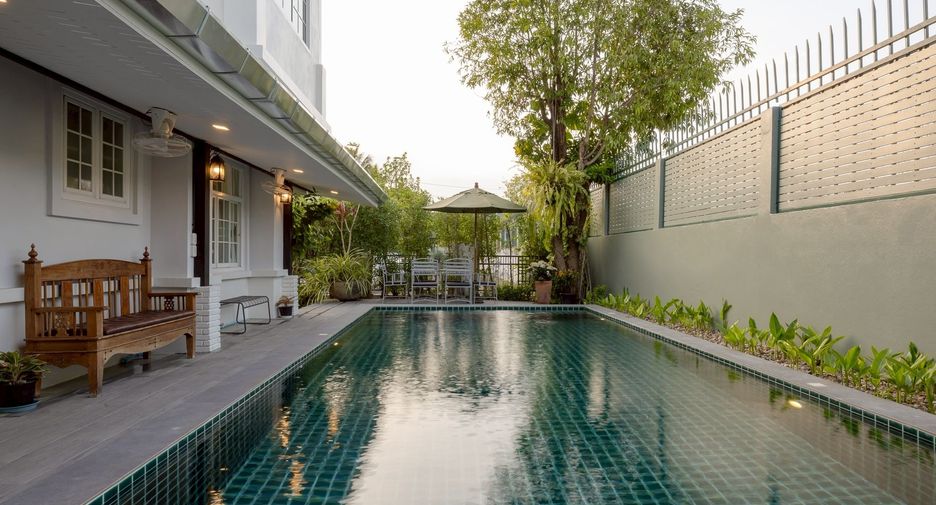 Villa en venta y en alquiler de 5 habitaciones en San Kamphaeng, Chiang Mai