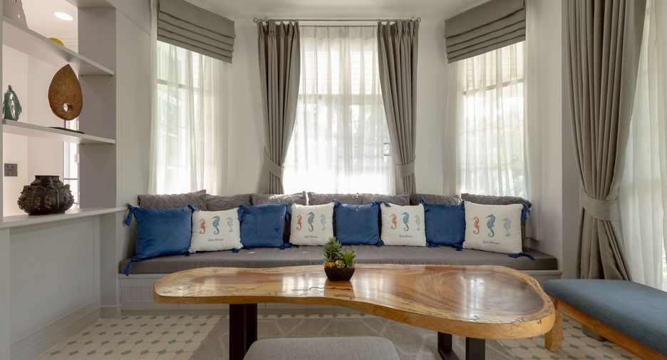 Villa en venta y en alquiler de 5 habitaciones en San Kamphaeng, Chiang Mai