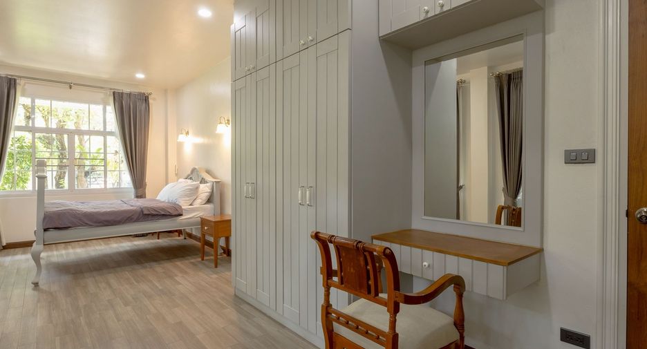 Villa en venta y en alquiler de 5 habitaciones en San Kamphaeng, Chiang Mai
