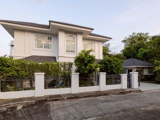 For sale and for rent 5 bedrooms villa in San Kamphaeng, Chiang Mai