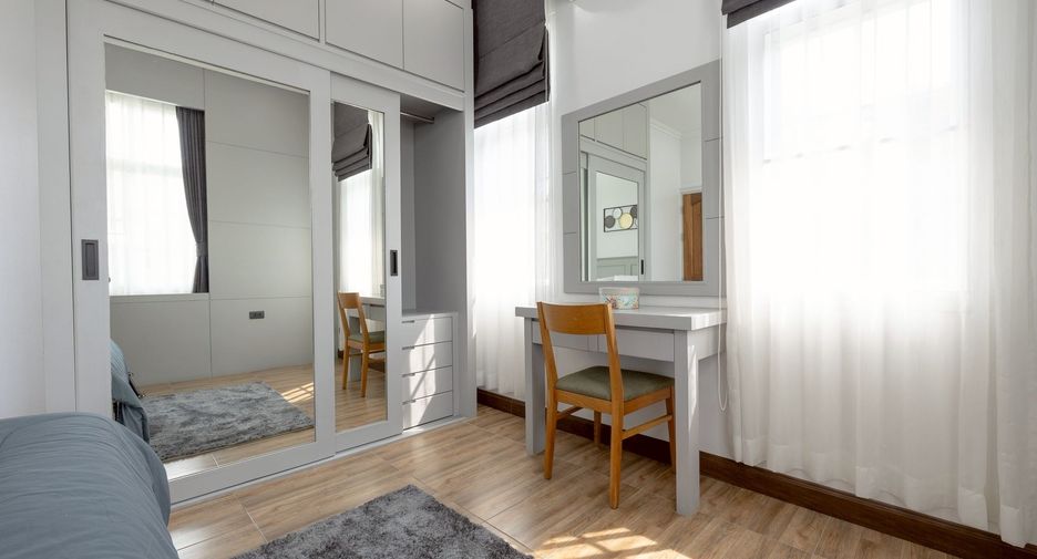 Villa en venta y en alquiler de 5 habitaciones en San Kamphaeng, Chiang Mai