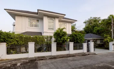 For sale and for rent 5 bedrooms villa in San Kamphaeng, Chiang Mai