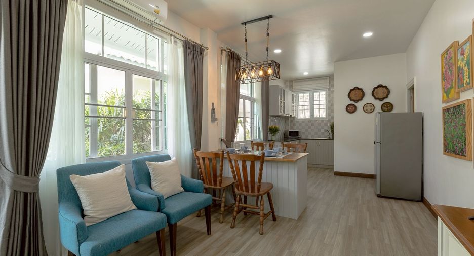 Villa en venta y en alquiler de 5 habitaciones en San Kamphaeng, Chiang Mai