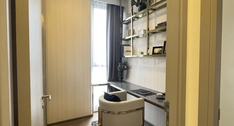 For sale 2 bedrooms condo in Ratchathewi, Bangkok