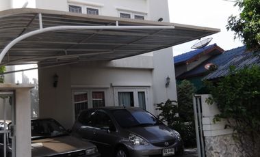 Casa en venta de 3 habitaciones en Saphan Sung, Bangkok