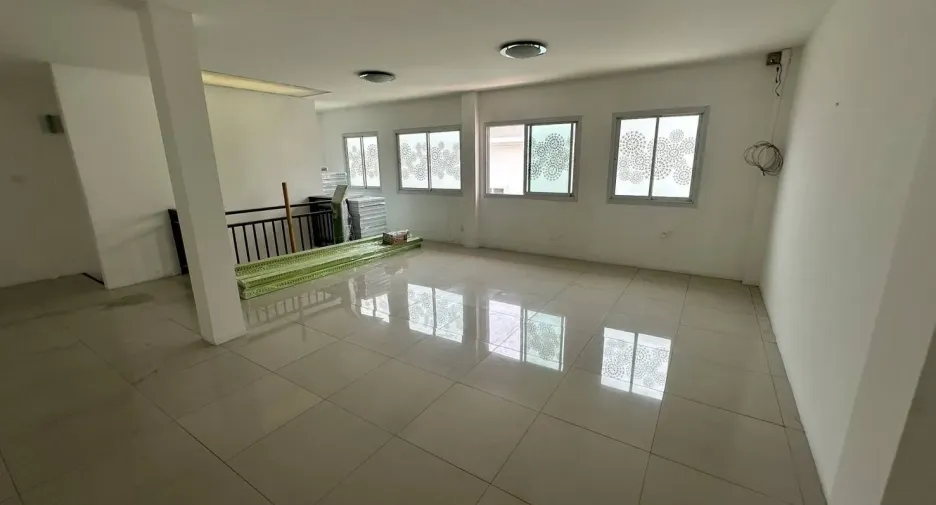 出租 1 卧室 办公室 在 Mueang Chiang Mai, Chiang Mai
