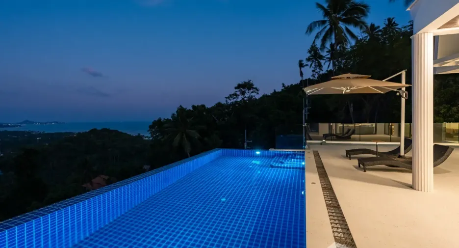 À vendre 3 chambres villa à Ko Samui, Surat Thani