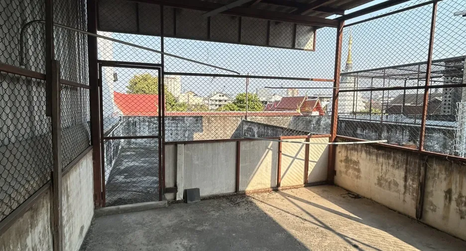 For sale 1 bed townhouse in Mueang Chiang Mai, Chiang Mai