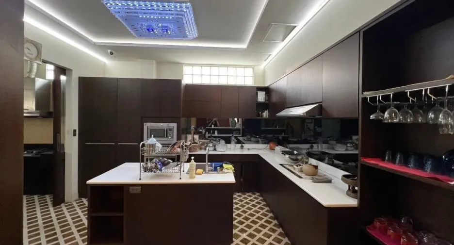 Продажа 8 спальни дом в Bang Phli, Самутпракан