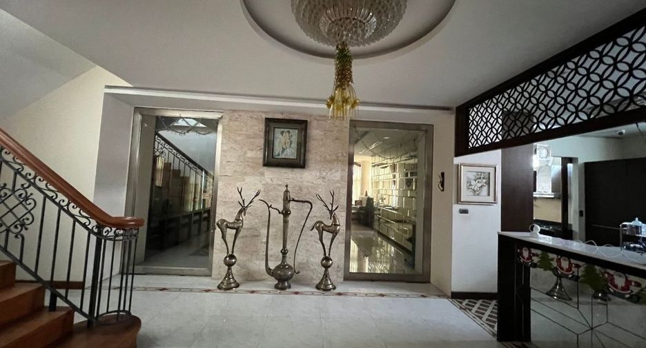 For sale 8 bedrooms house in Bang Phli, Samut Prakan