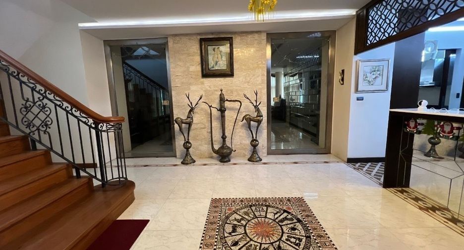 For sale 8 bedrooms house in Bang Phli, Samut Prakan