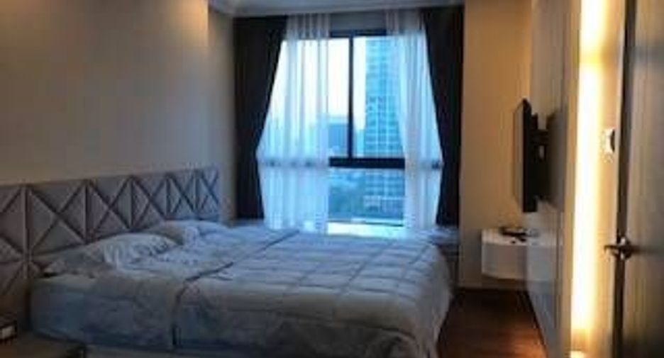For sale and for rent 2 bedrooms condo in Sathon, Bangkok