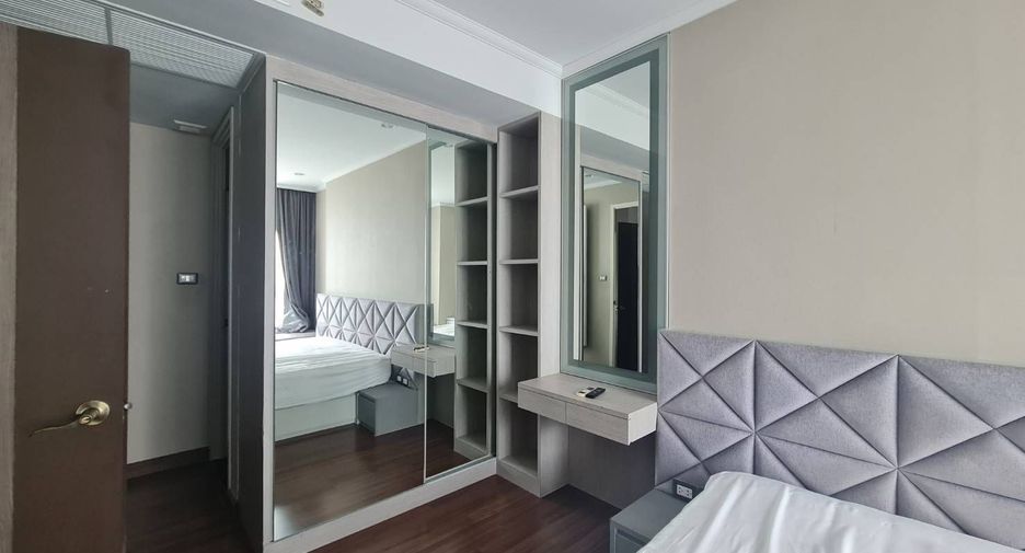 For sale and for rent 2 bedrooms condo in Sathon, Bangkok