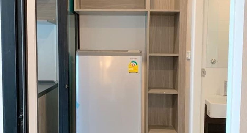 For rent 1 bed condo in Mueang Samut Prakan, Samut Prakan