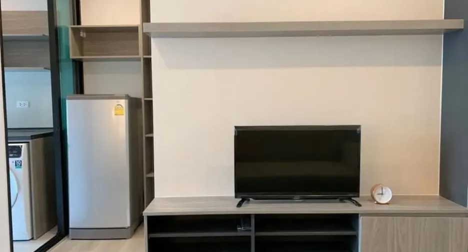 For rent 1 bed condo in Mueang Samut Prakan, Samut Prakan
