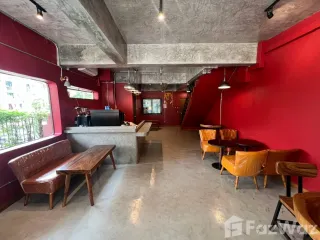 For sale 4 bedrooms townhouse in Mueang Chiang Mai, Chiang Mai