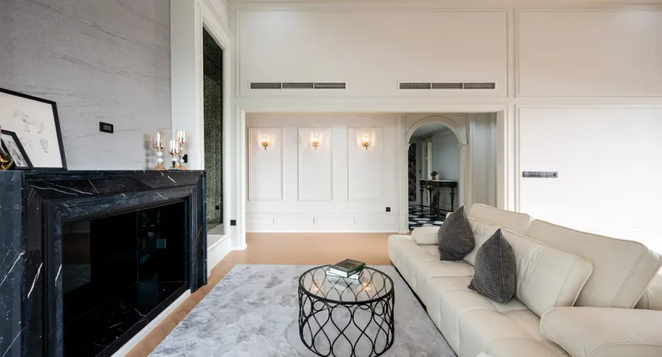 For sale 2 bedrooms condo in Yan Nawa, Bangkok